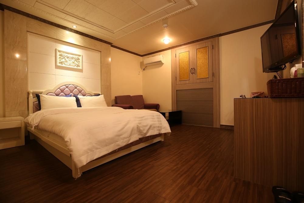 Hera Motel Теджън Екстериор снимка