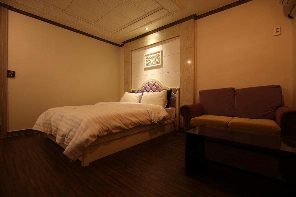 Hera Motel Теджън Екстериор снимка